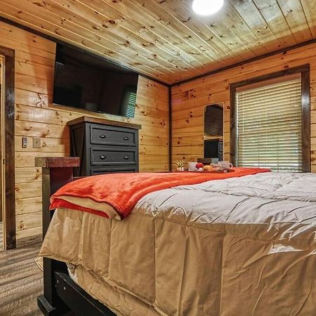 Adventure Retreat/Cabin/Pool+Hot Tub/Game Room+Theater Sevierville Luaran gambar