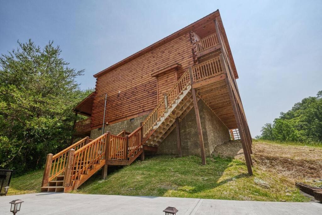 Adventure Retreat/Cabin/Pool+Hot Tub/Game Room+Theater Sevierville Luaran gambar