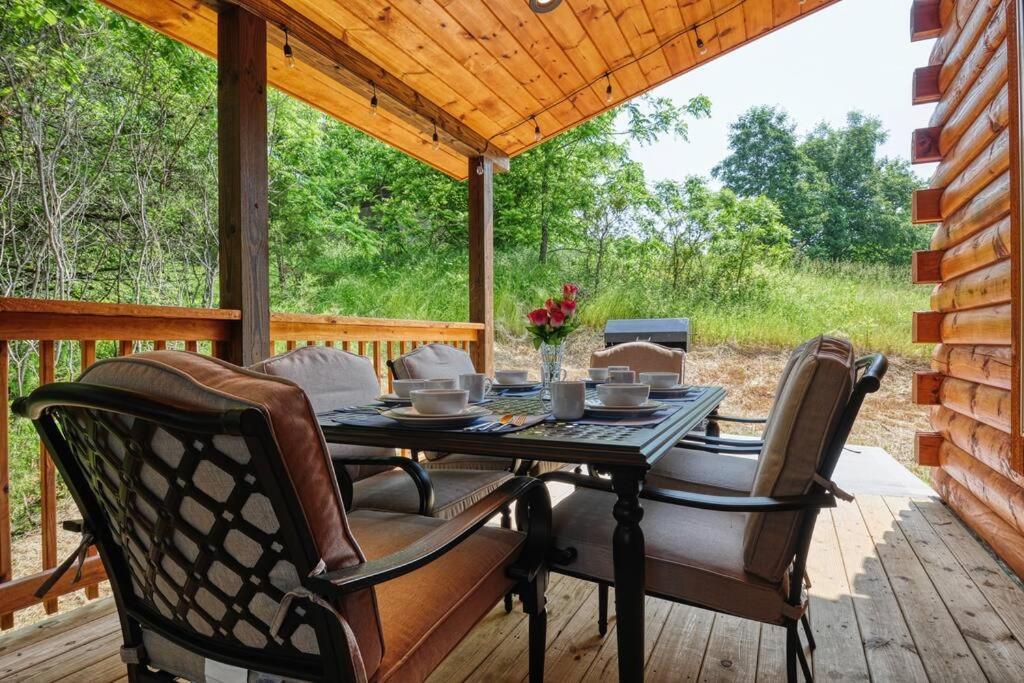 Adventure Retreat/Cabin/Pool+Hot Tub/Game Room+Theater Sevierville Luaran gambar