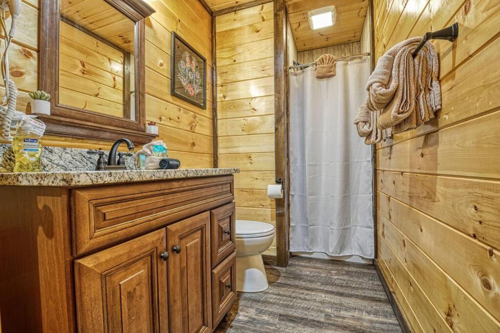 Adventure Retreat/Cabin/Pool+Hot Tub/Game Room+Theater Sevierville Luaran gambar